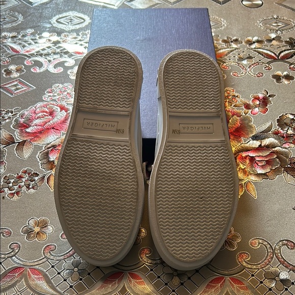 Tan Leather Loafers Classic Slip-Ons - Picture 5 of 5